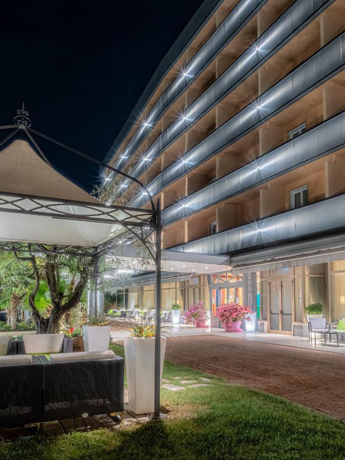 Hotel Terme Cristoforo Abano Terme Dış mekan fotoğraf