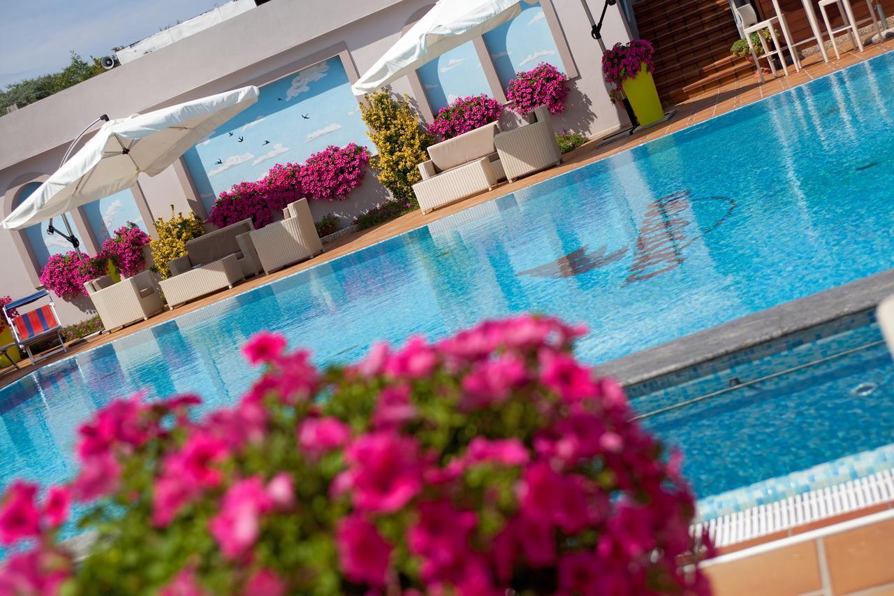 Hotel Terme Cristoforo Abano Terme Dış mekan fotoğraf
